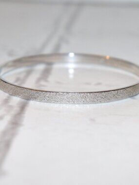 🌙 Beautiful Silver MONET Bangle Bracelet – 2 3/8" Across  💫